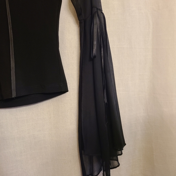 Vintage Whimsigoth Wide-Sleeve Mesh Lace Up Top - Picture 4 of 7